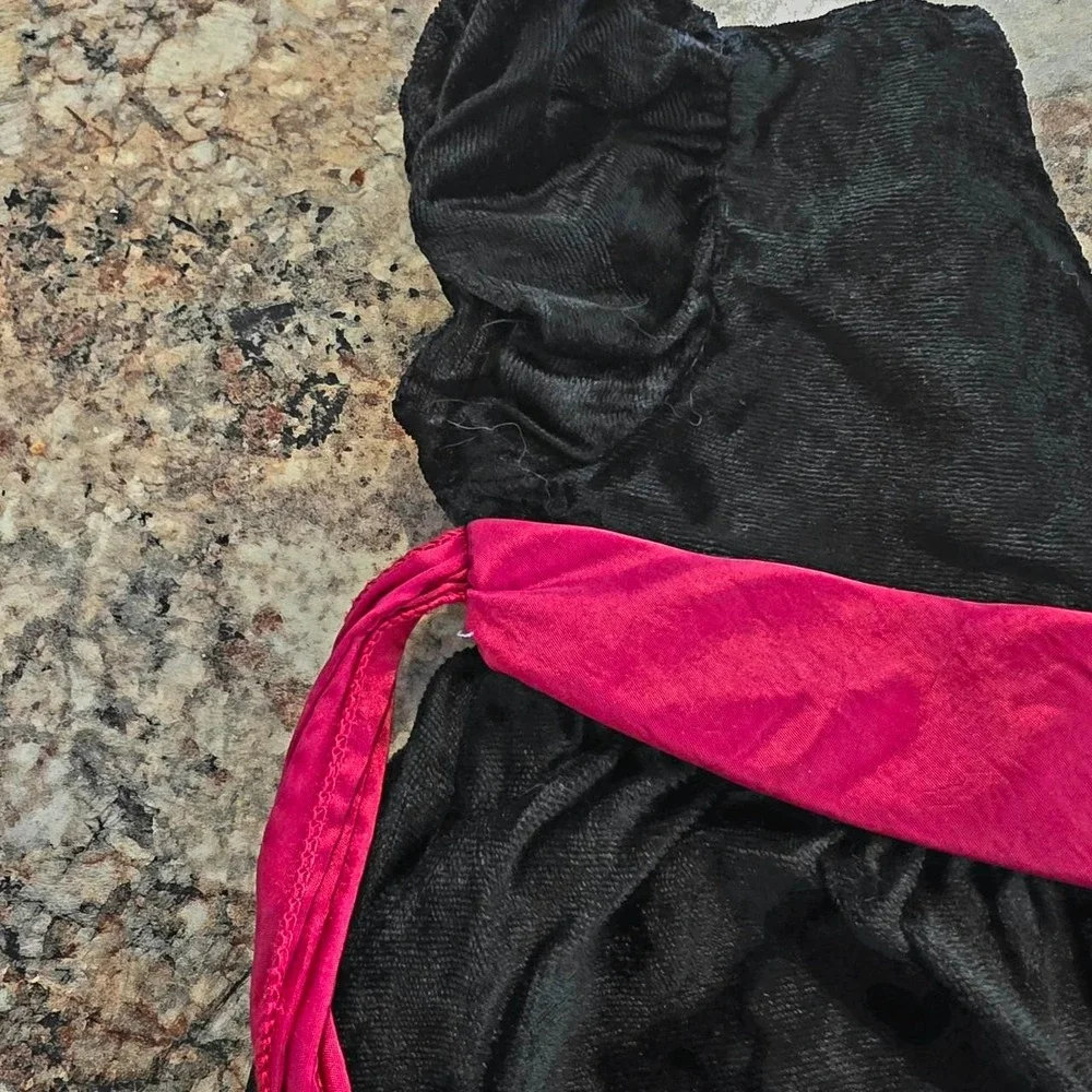 Unbranded Black Velvet Dress. Red Ribbon. Girl Dress. Size 12 -24 Months